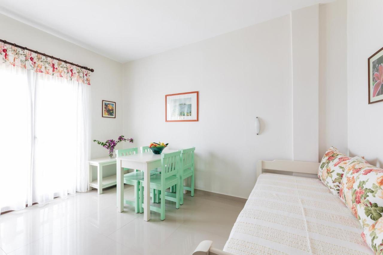 Theoxenia Apartments 오르모스 파나기아스 외부 사진